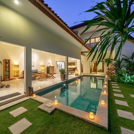 Amandaru Villa By Rpm Legian Kültér fotó